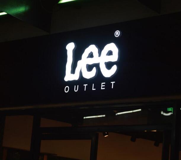 字母亞克力門頭制作工藝