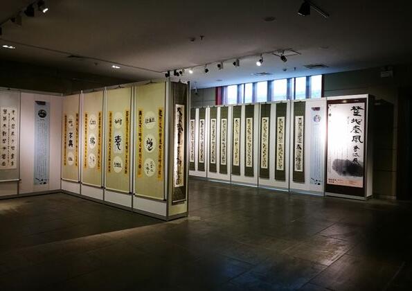 藝術展廳文化墻設計圖片